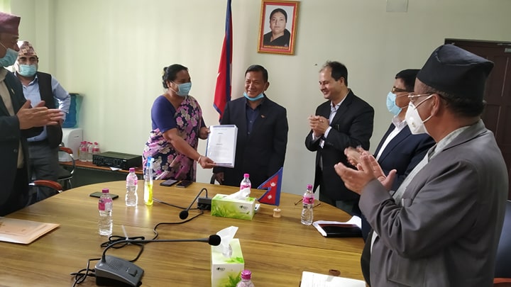 An important study carried out to assess the possibility to develop a communicable disease hospital in Gandaki province. As a team leader, I presented the report to Hon Chief Minister and Minister for Social Development.