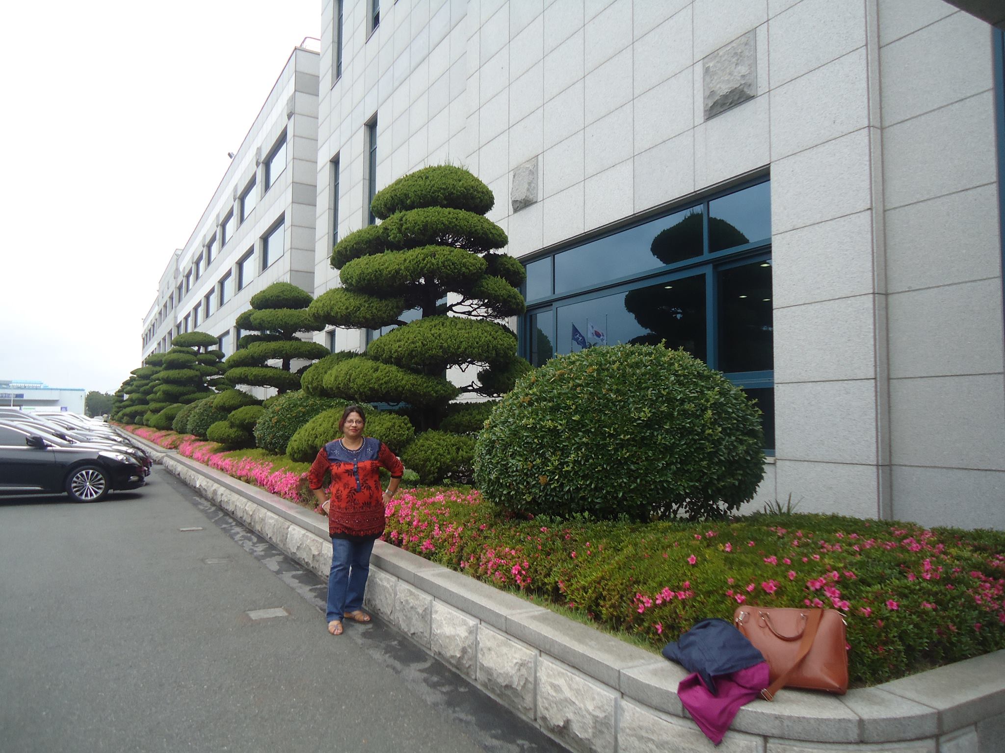 The Hyundai Automobile Company in Seoul, the place worth to photograph.